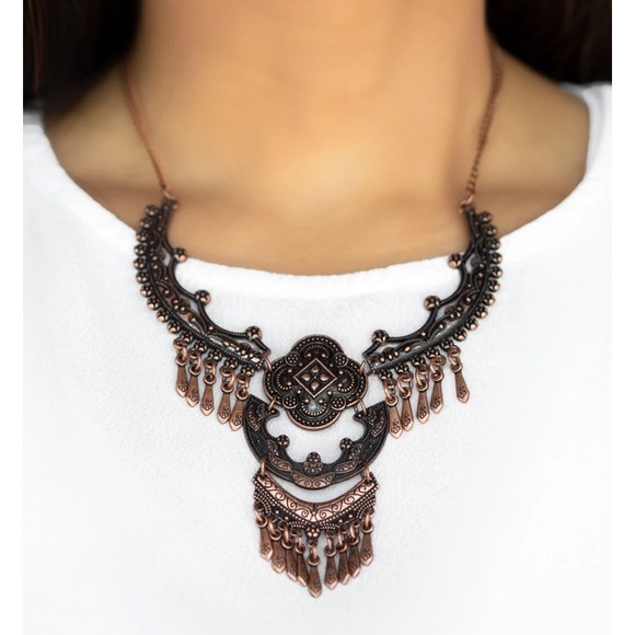 Paparazzi “Rogue Vogue Copper Necklace” - Picture 2 of 5